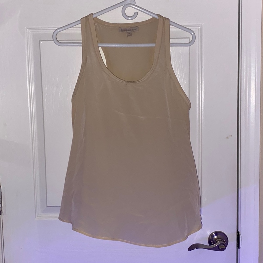 size: medium brand: banana republic (heritage collection) color: tan